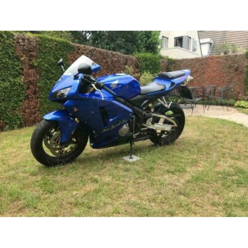 Honda cbr 600 rr