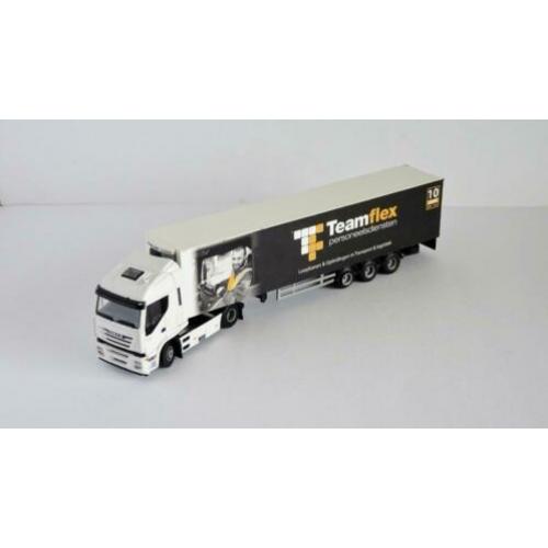 Lion Toys - Iveco Stralis met Teamflex oplegger