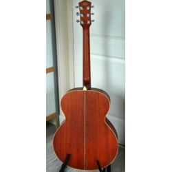 JUMBO akoestische gitaar