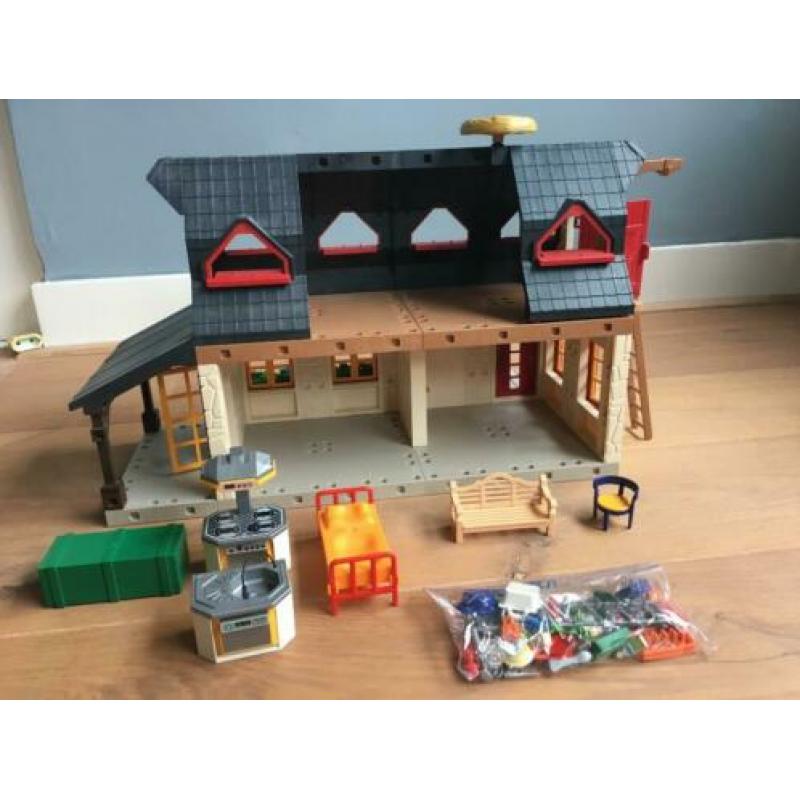 playmobil 4055 boerderij