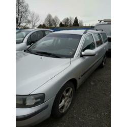 Volvo V70 2.4 140PK AUT 2000 Grijs nu Met apk nieuw
