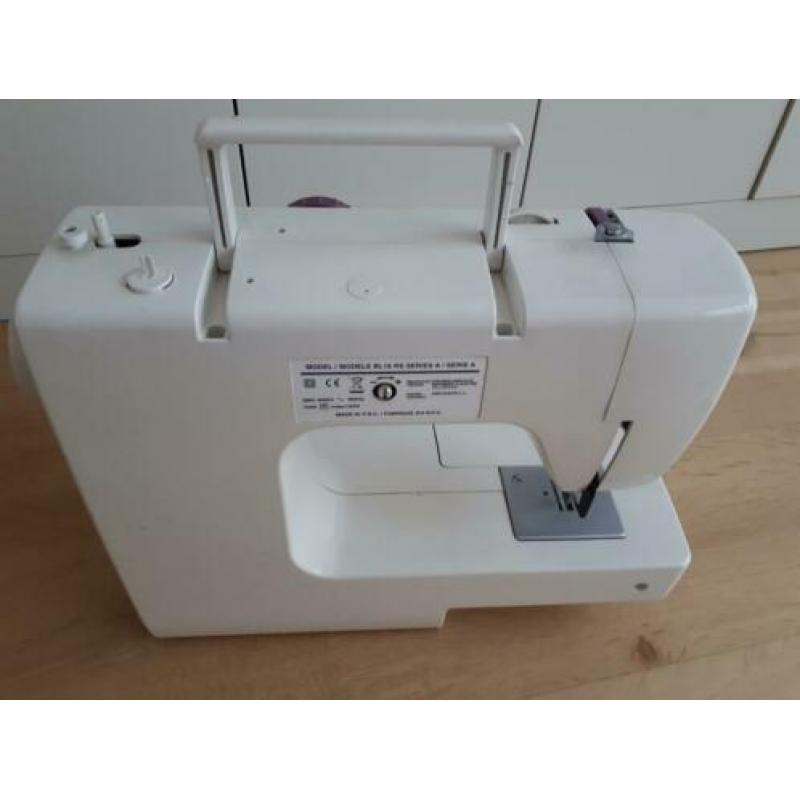 Toyota naaimachine model bl 16 rs A