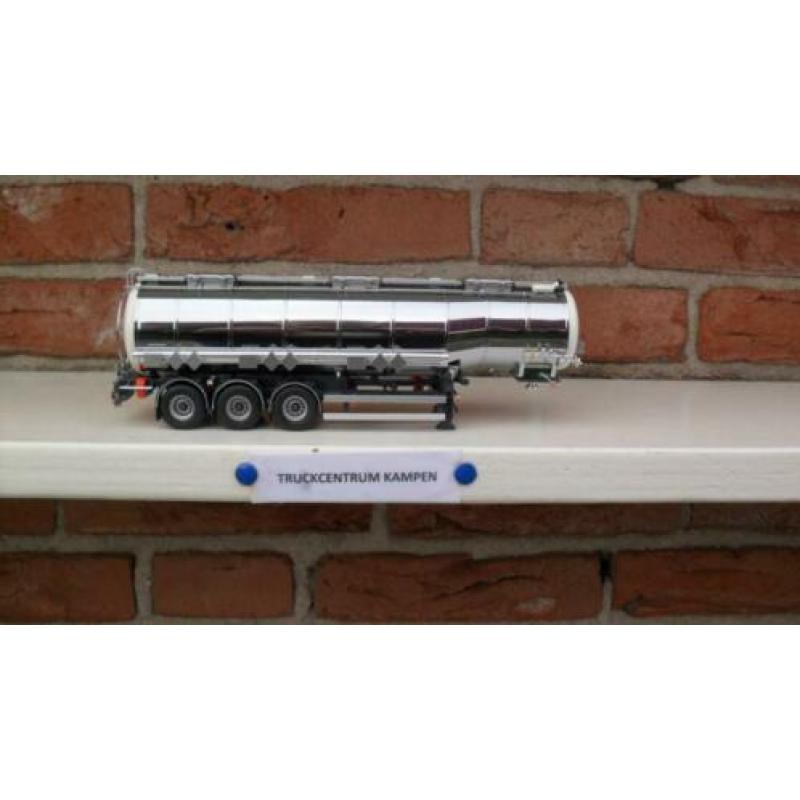 Tekno Tankoplegger Chrome.