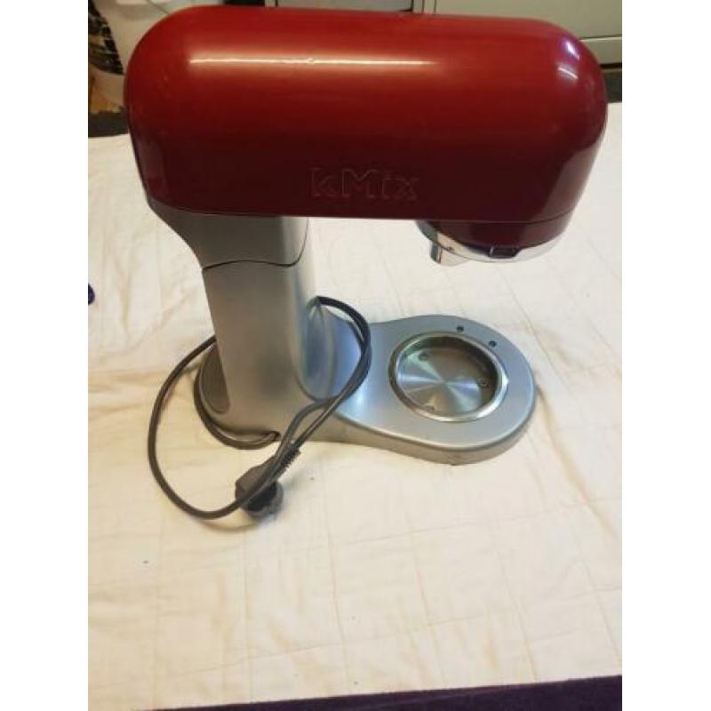 Keukenmachine Kenwood zonder kom.