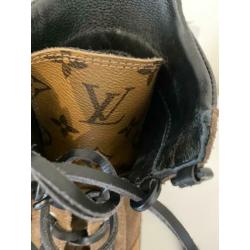 Louis vuiton boots 36 valt groter