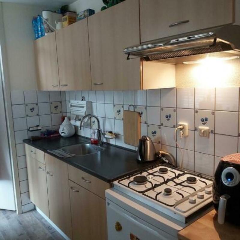 Keuken compleet incl gaskookplaat en afzuigkap