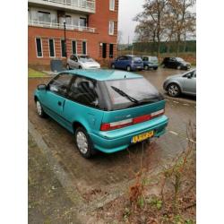 Suzuki Swift 1.3 GL AUT U9 1995 Groen automaat 94583 km