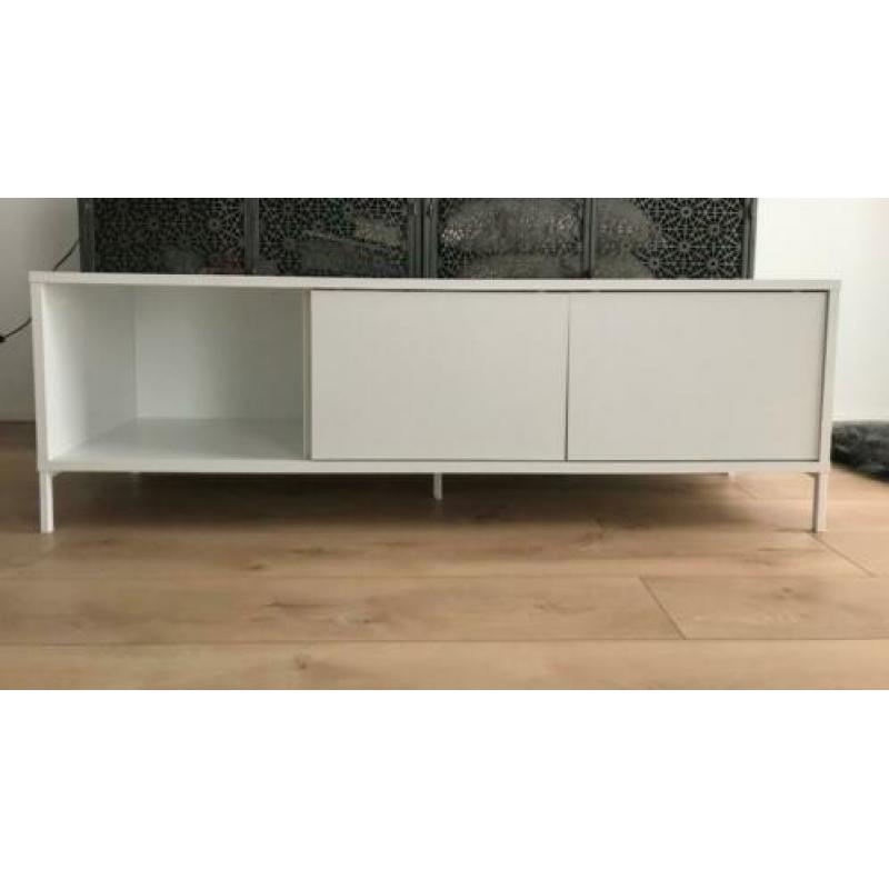 Wit tv-meubel