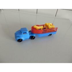 Plastic vrachtauto - oplegger met dieren