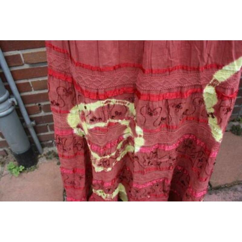 Rok rood Made in india mt M AANBIEDING