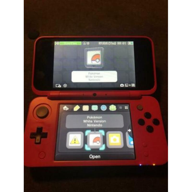 2DS XL special Pokemon edition