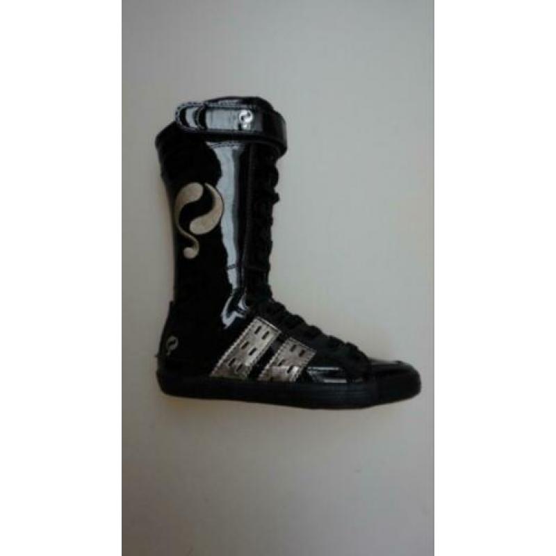 Nieuwen partij 40 paar merkschoenen Moet Weg !!