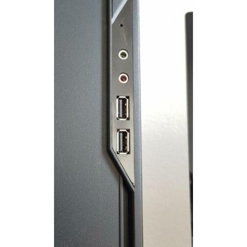 Snelle Amd PC 22 Inch LCD & W10 SSD USB 3.0 8 Gb Ram