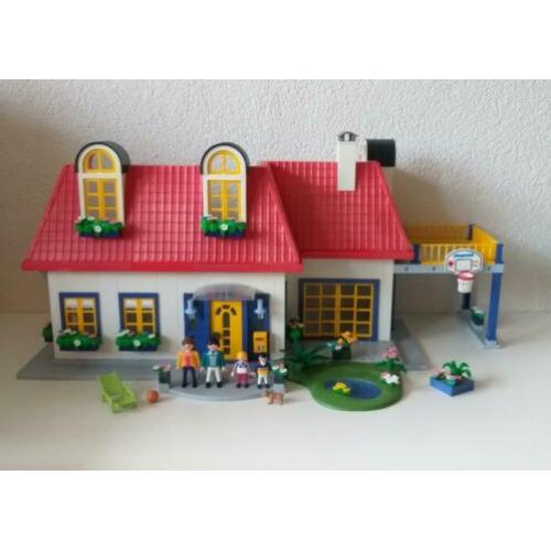 Playmobil grote villa - 3965 met inrichting.