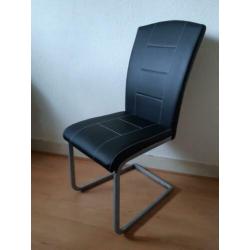 Mooie stoel voor slaapkamer of bureau stoel zgan