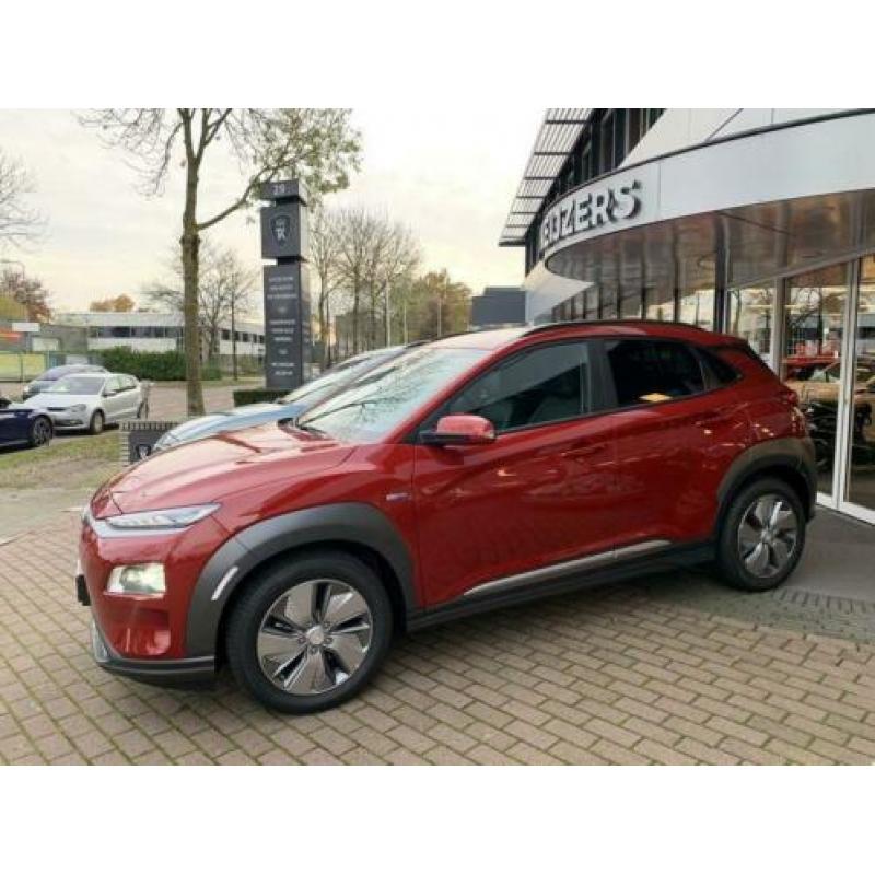 Hyundai Kona EV Fashion 64 kWh 4% bijtelling! Head Up Displa