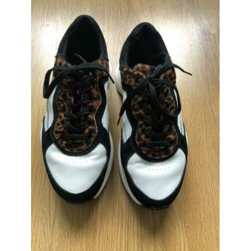 Hub Rock dad sneakers wit zwart panter