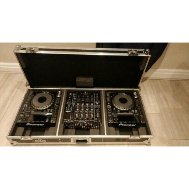 2 x Pioneer CDJ 2000 Nexus (paar) & DJM 900 Nexus