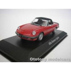 Alfa Romeo Spider 1983 Rood 1/43 Maxichamps