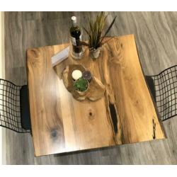 Restuarant&horeca&cafe boomstamtafel