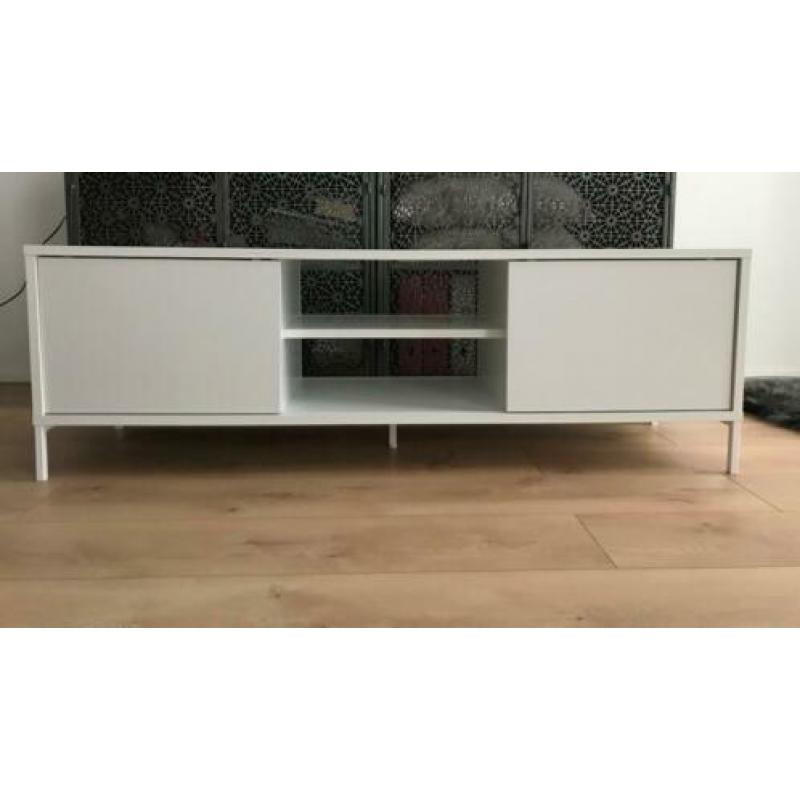 Wit tv-meubel
