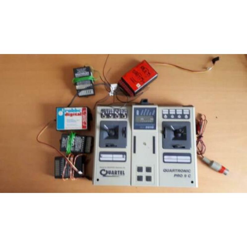 Multiplex zender met goede batterij en ontvangers en multie