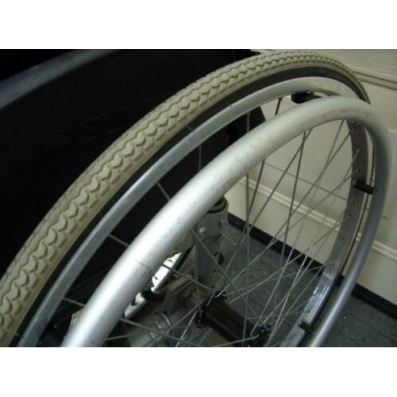 Rolstoel - Quickie - Zonder arm en voetsteunen ( Bieden )