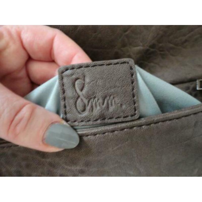 Design echt leren dames tas van het merk 8MM lever/bruin