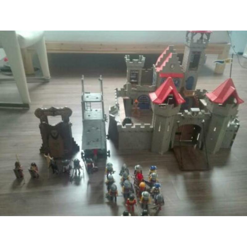 Playmobil kasteel met soldaten