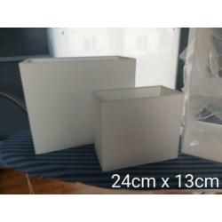 Ikea lampenkap wit 3x groot, 1x klein