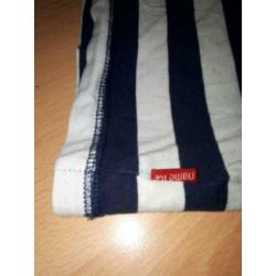Name it shirt maar 86. Zit een klein vlekje op