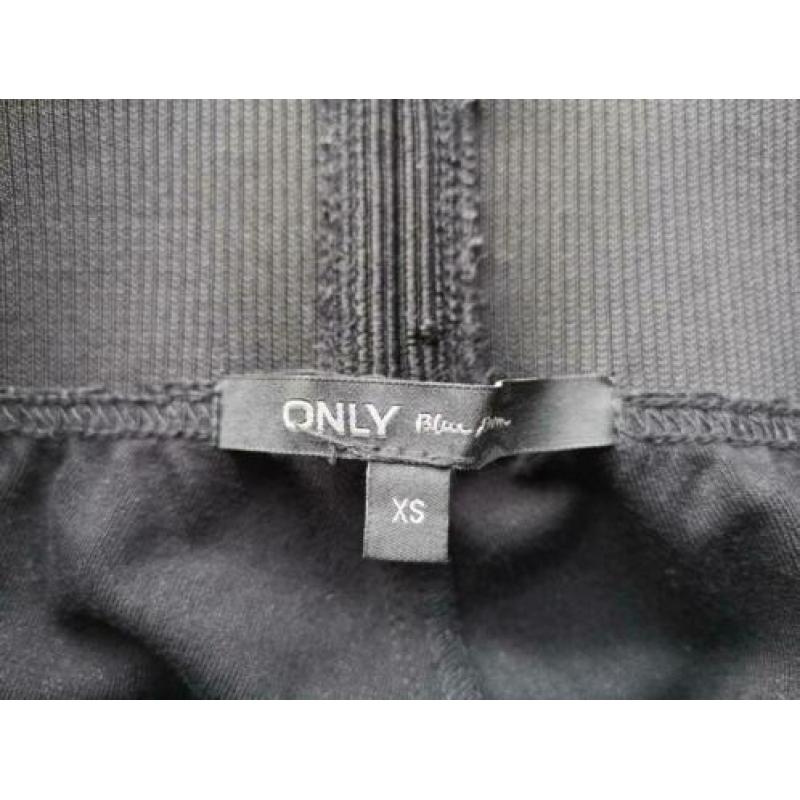 PU lederlook legging van Only maat XS/34 elastieken band