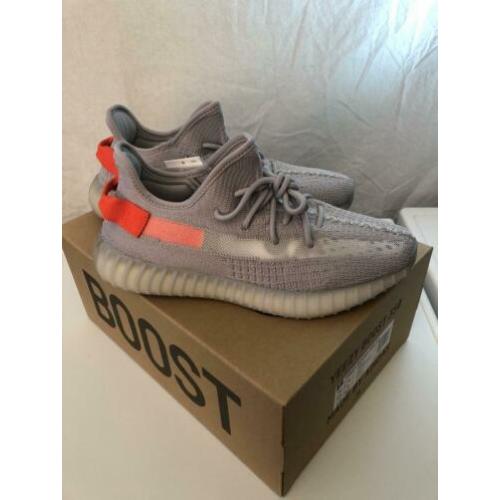 Adidas Yeezy Boost 350 V2 Tail Light, 43 1/3, deadstock