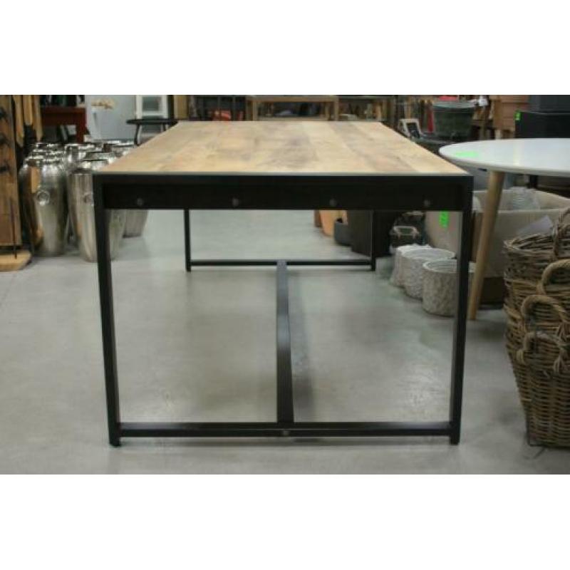 Mooie stoere eettafel metaal mangohout industrieel 220 x 100
