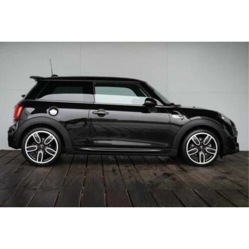 MINI 3-deurs Cooper S Aut. John Cooper Works pakket