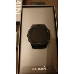 Zo goed als nieuw en krasvrij, garmin forerunner 935.