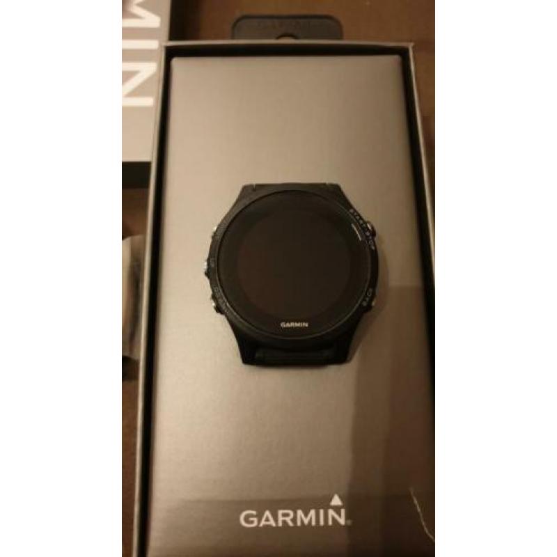 Zo goed als nieuw en krasvrij, garmin forerunner 935.