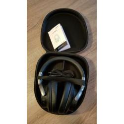 ausdom draadloze bluetooth hoofdtelefoon kan op de telefoon