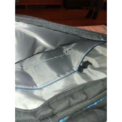 Case Logic tas zwart en zgan, keurige tas