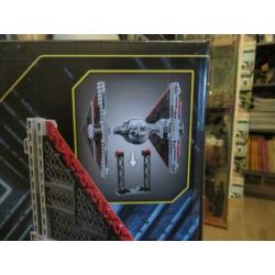 Lego Star Wars 75272 Sith TIE Fighter (2019)