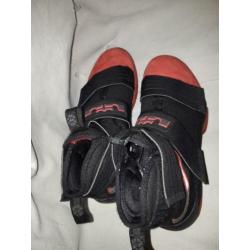 Mooie Nike basketbalschoenen, maat 40,5