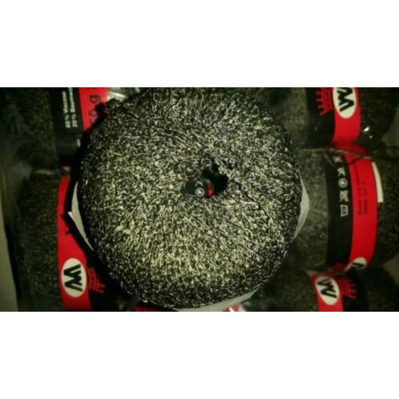 LOT 18: 50gr. x 10 bollen groen - Viscose Katoen