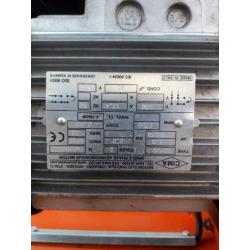 Verticuteer machine nieuwe messen Eliet Verticuteermachine