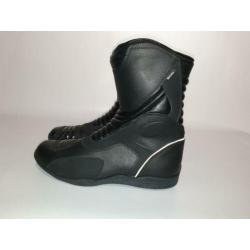 NIEUWE JHS Karrera S mt 47 van € 129,= voor € 119,95