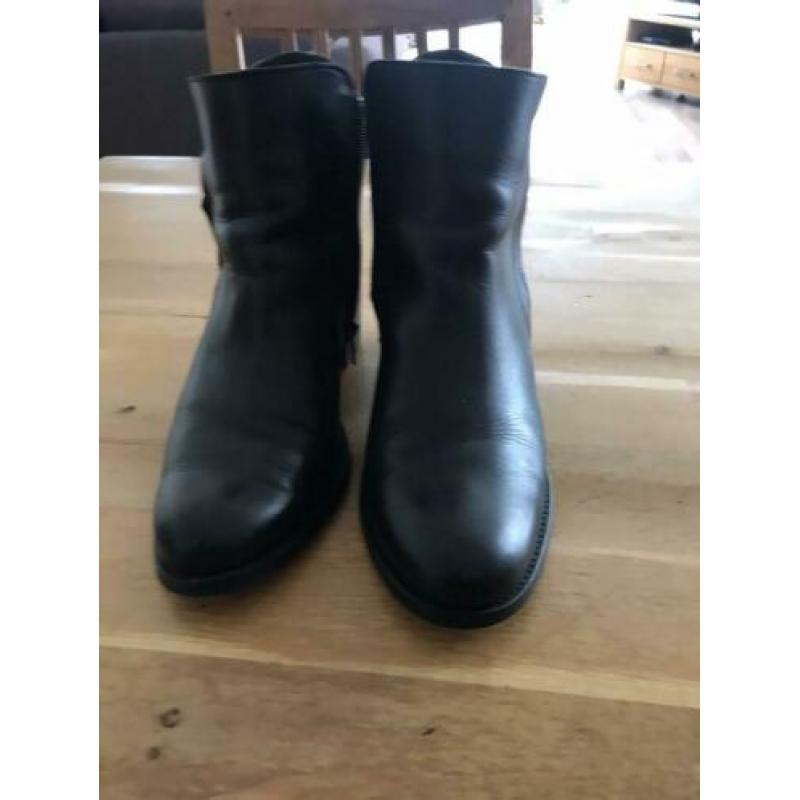 Leren laarsjes met hak 39
