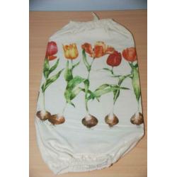 Mega zak voor plastic tassen met tulpen.