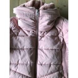 Super leuke ZARA winterjas, maat M. Maar 1 x gedragen.