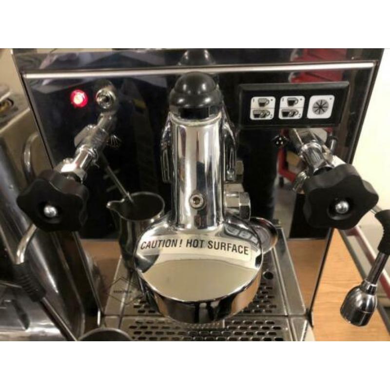 Espressomachine Fiorenzato 1 groep met on-demand koffiemolen