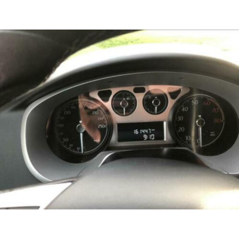 sportieve en elegante Lancia Delta 1.4 Tjet 120 2010 Zwart