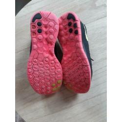 Leuke sportschoenen (38.5)